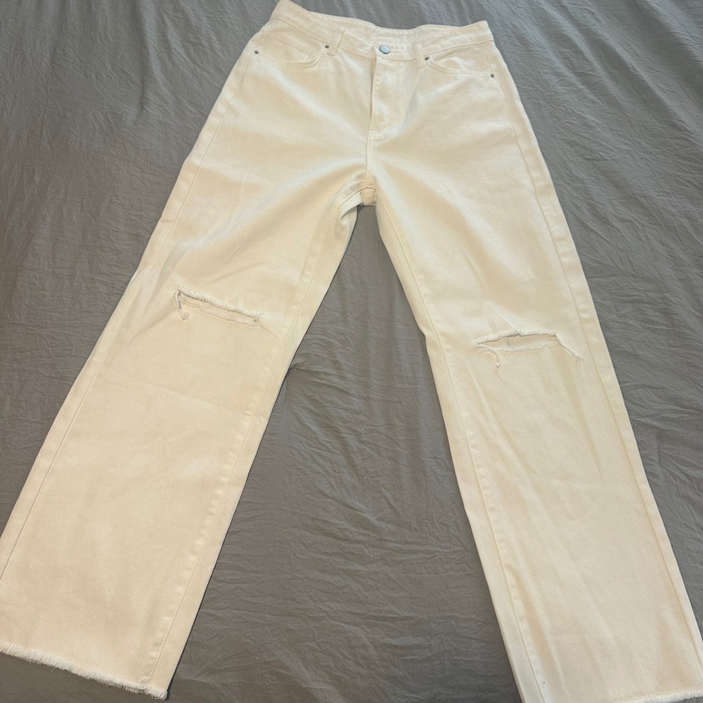 Womens White High Waisted Wide Leg Distressed Raw Hem Jeans size 6 - Picture 2 of 8